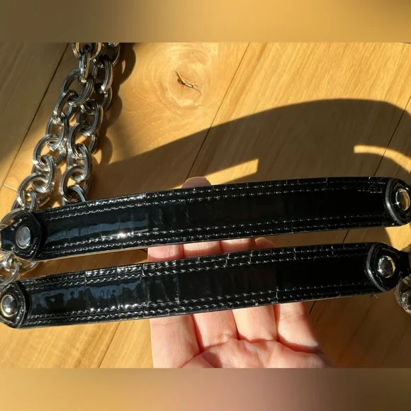 Authentic Coach Black Quilted Slim Poppy Liquid Gloss Bag Purse Tote - EUC - Picture 7 of 11